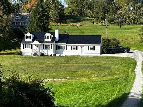 2nd image of 5884 Beverly Pike