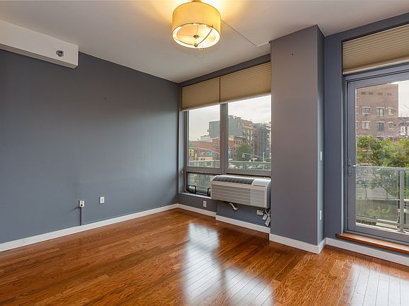 4th image of 4815 11th St APT 2A