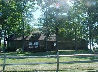 16825 Mumford Rd, Burton, OH 44021