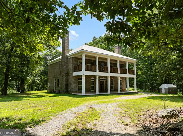 286 Killarney Way, Kingston, GA 30145