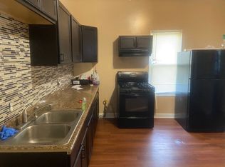 313 George Ave, Waukegan, IL 60085
