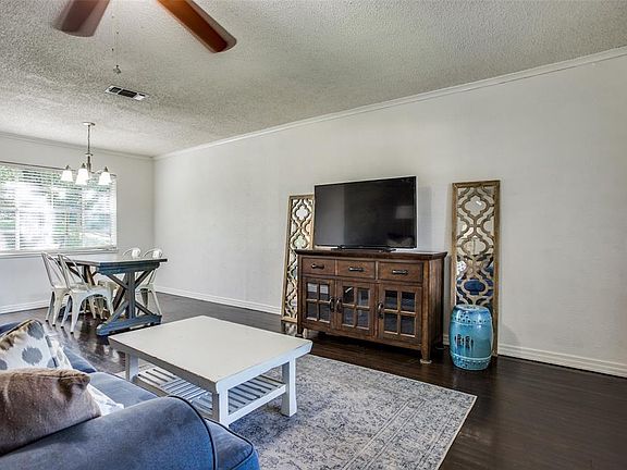 5th image of 706 N Kessler Blvd
