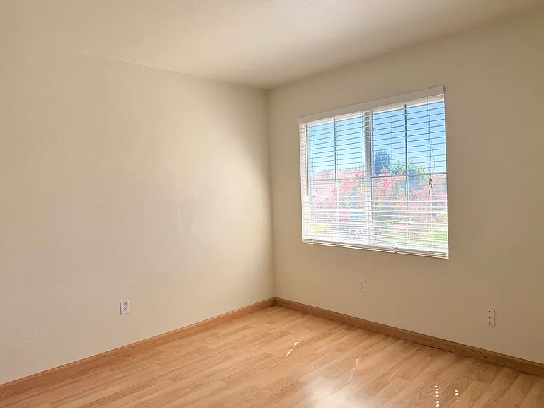 3492 Apollo Cir — Photo 13