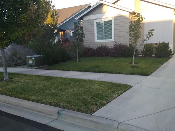 2141 La Connor Dr, Medford, OR 97501