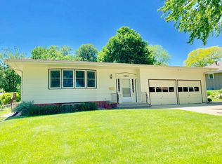 3435 Cheyenne Blvd, Sioux City, IA 51104