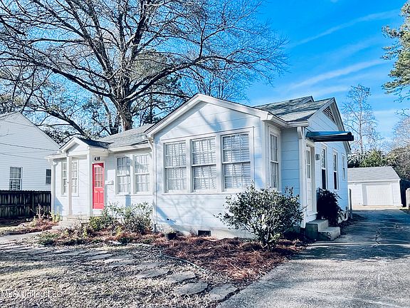 5th image of 438 Downing St