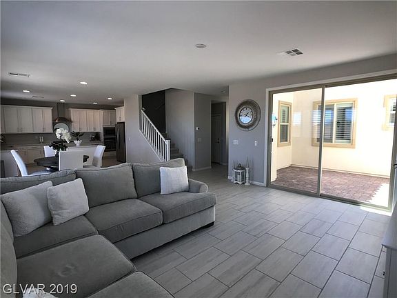 3rd image of 8040 Calico Mesa St
