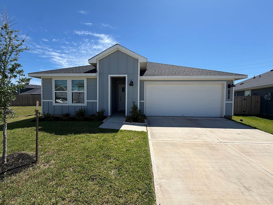 1st image of 31603 Chollerford Ct