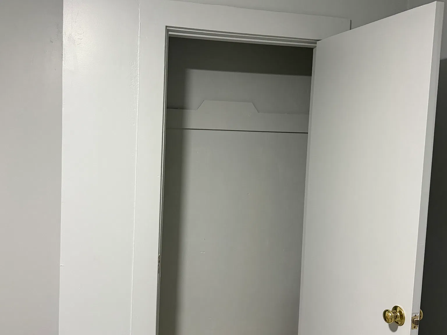 2 bed, $2,000 — Photo 3