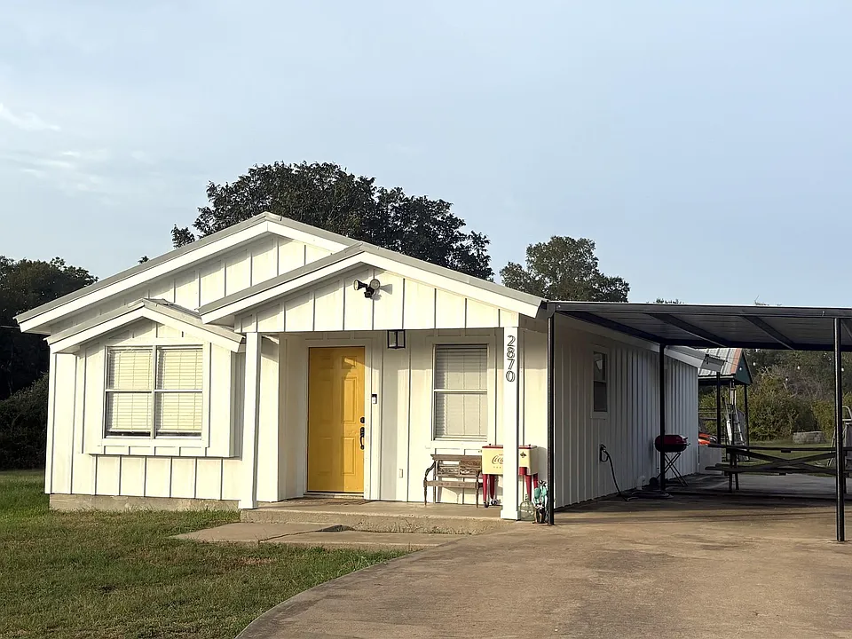 2870 Fawn Rd
