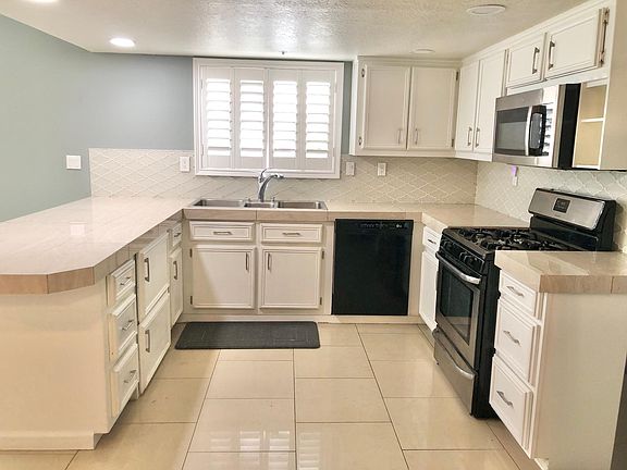 4th image of 68180 Calle Azteca