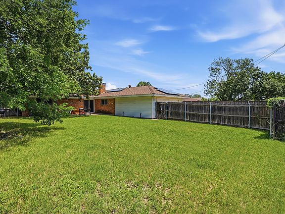 3rd image of 1910 Dancliff Dr