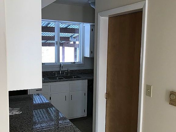 2nd image of 425 Lehigh Rd