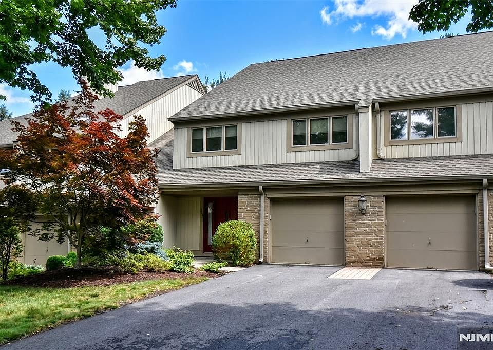 1st image of 281 E Vista View Dr