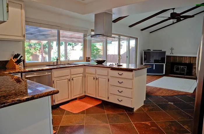 9871 Brunswick Way — Photo 3