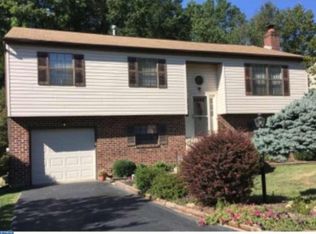 2206 Briarcliff Ave, Upper Chichester, PA 19061