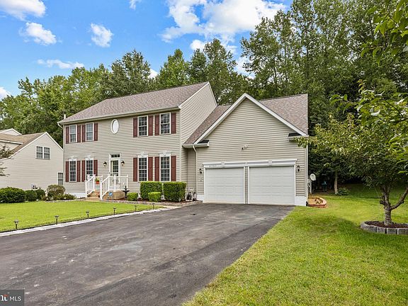 3rd image of 6707 Lakeland Way