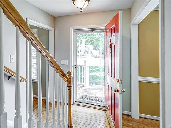 5th image of 9204 Newtonwood Ct