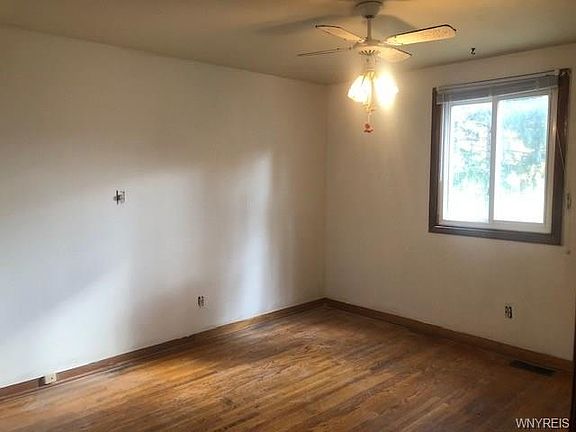 5th image of 12280 Blossom Lea Dr