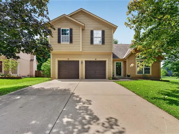 16076 S Avalon St, Olathe, KS 66062