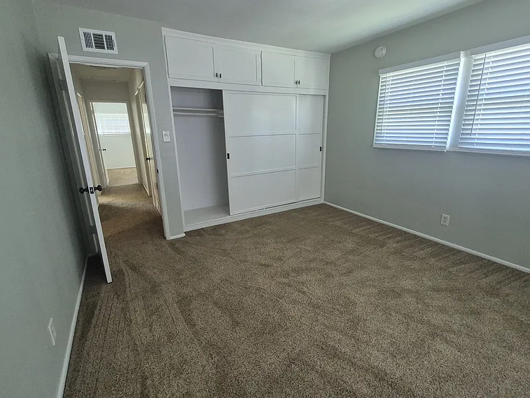 7357 Forest Ave — Photo 3