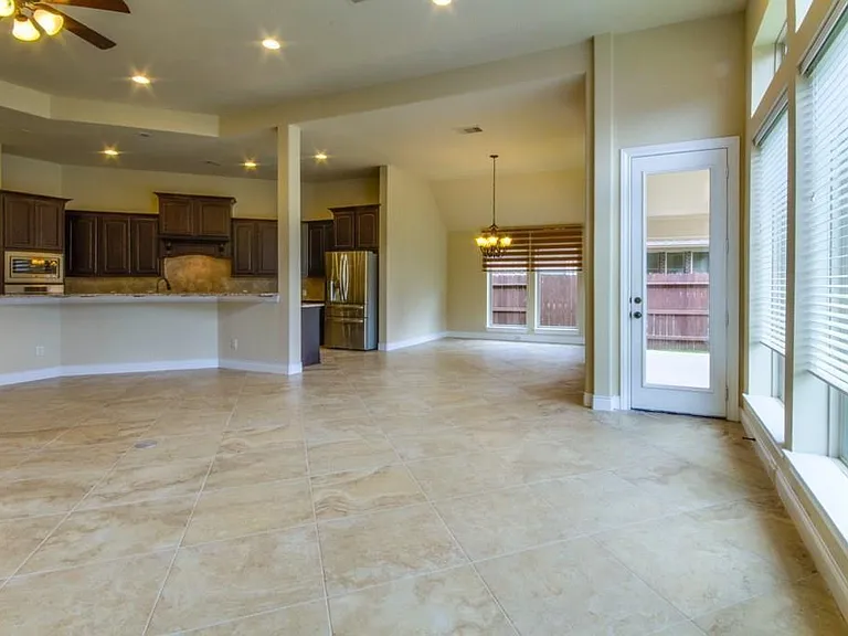 29131 Erica Lee Ct — Photo 7