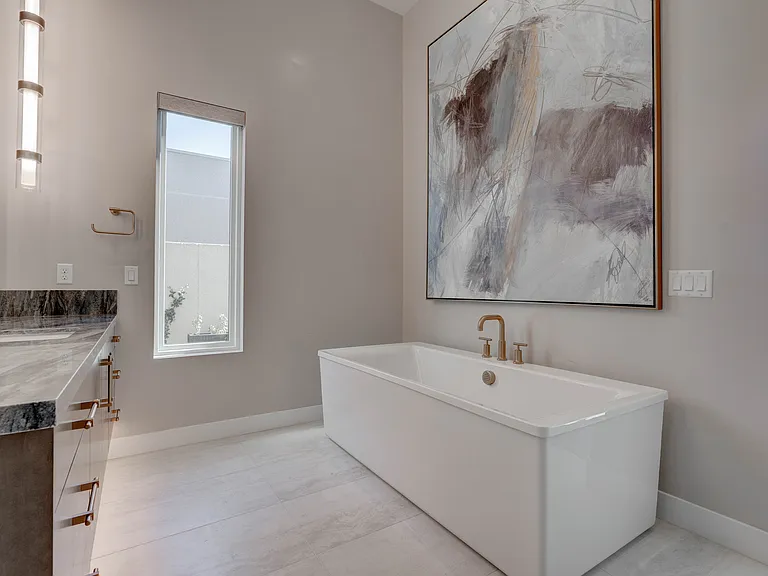 10949 Rossa Peak Ave — Photo 48