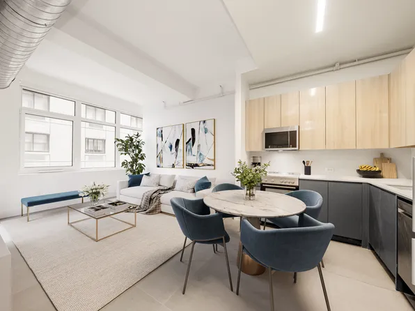 339 W 38th St #7H, New York, NY 10018