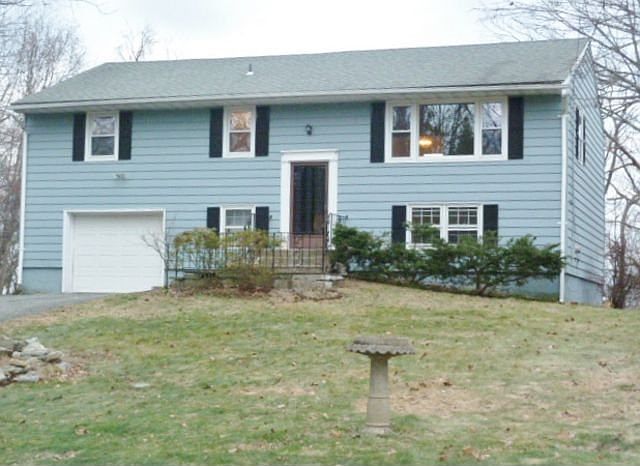 1st image of 54 Lakespring Dr