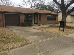 1817 Virginia Dr, Grand Prairie, TX 75051