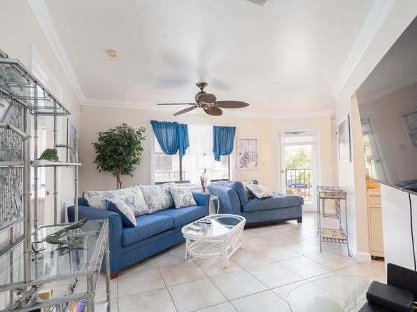 1515 Pinellas Bayway S APT E60