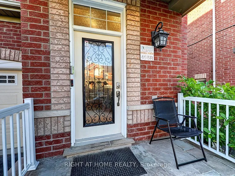 54 Boundbrook Dr — Photo 5
