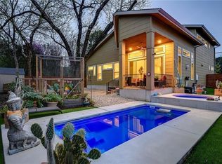 916 S Center St, Austin, TX 78704