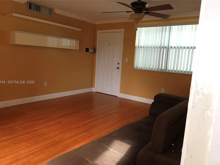 1850 NE 169th St #312 — Photo 11