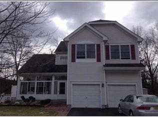 57 Scenic Ct, Hackettstown, NJ 07840