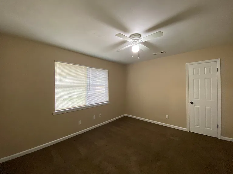 2141 Willow Wood Ave — Photo 8