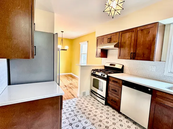 1006 Brooks St, Ann Arbor, MI 48103