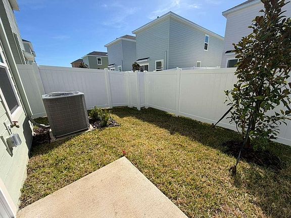 4th image of 7194 SW 91st Ln