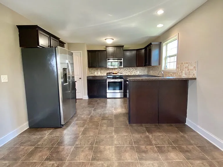 582 Kicker Ct — Photo 8