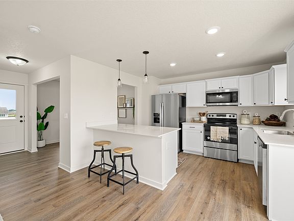 4th image of 1508 E Girard Ave