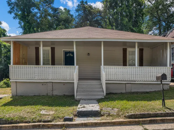 1607 8th Ave, Phenix City, AL 36867
