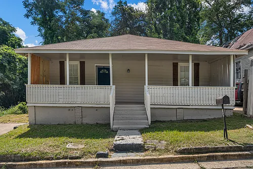 1607 8th Ave Photo 1