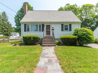 33 Britton St, Stoughton, MA 02072