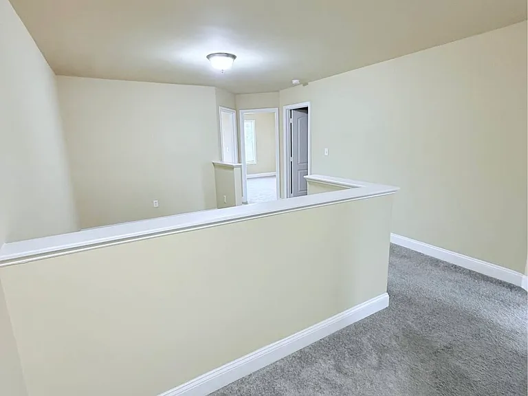 380-438 Channing Dr — Photo 10