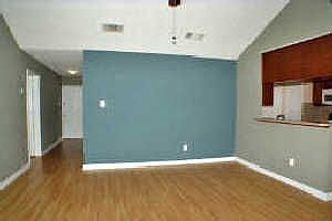 4th image of 2704 Elm Hollow St
