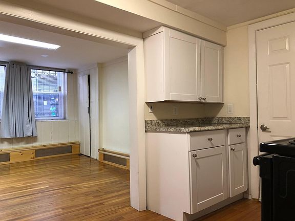 4th image of 50 Revere St APT 1A