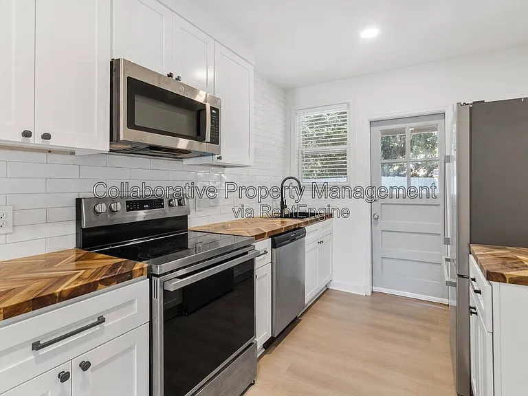 125 Hibiscus Ave — Photo 9