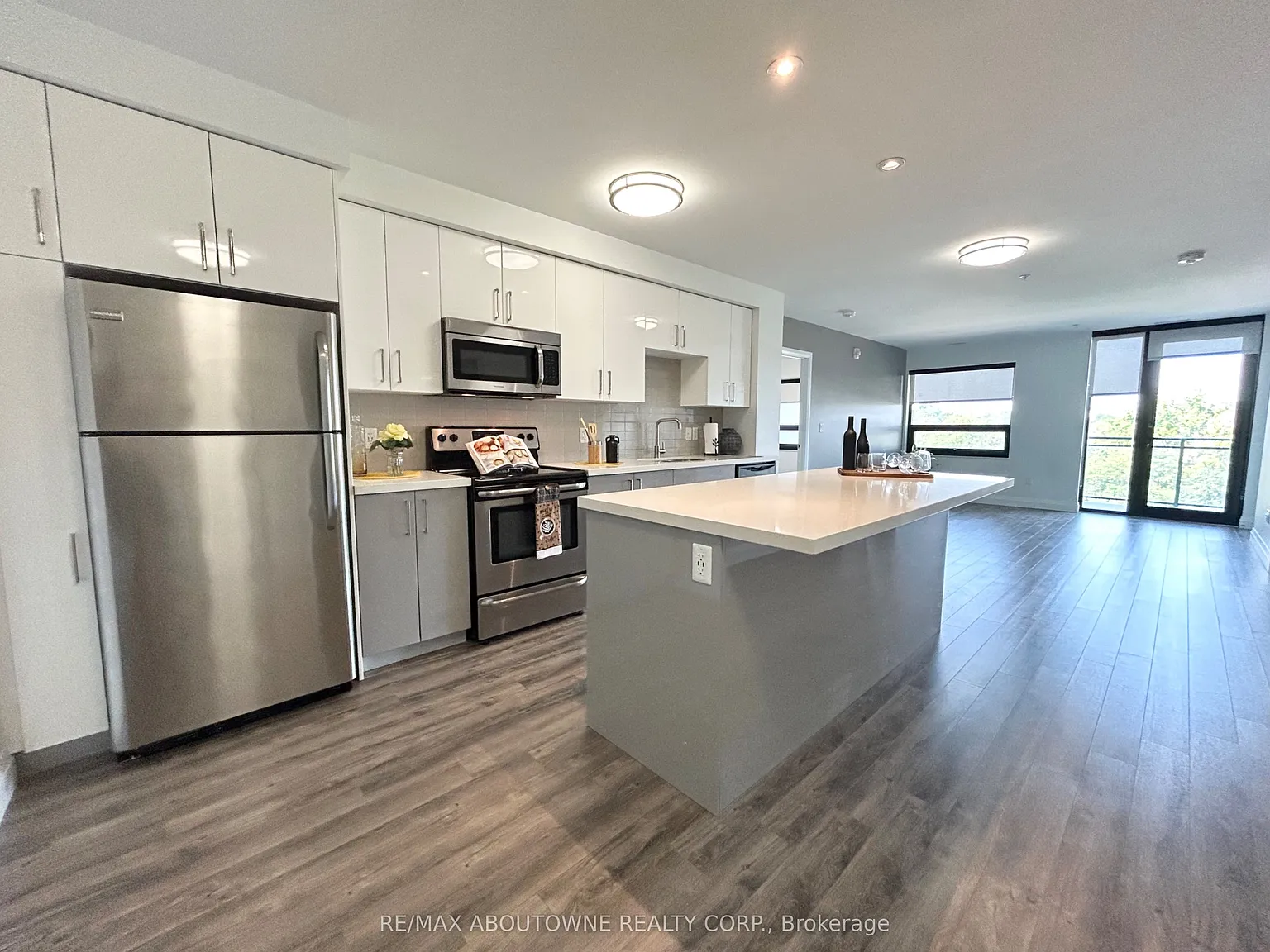 2 bed, $2,445 — Photo 3