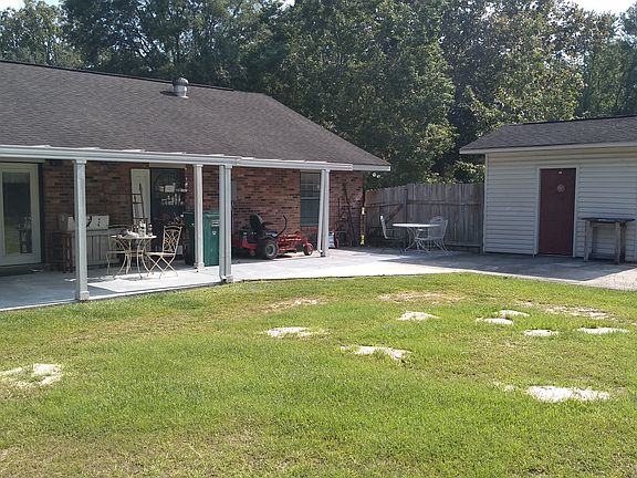 4th image of 20480 Montana St