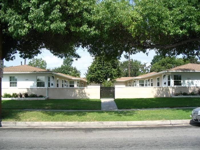 1st image of 1649 N Hollywood Way